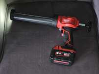 wyciskarka Milwaukee M18 akumulatorowa elektryczna 18V + LED