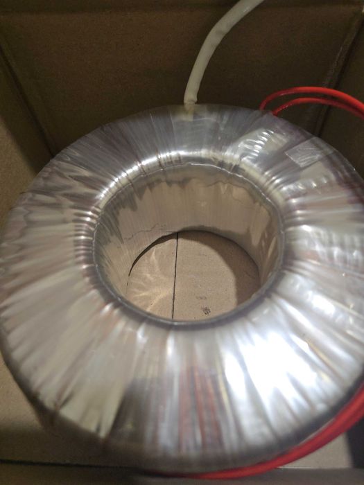 Transformator toroidalny