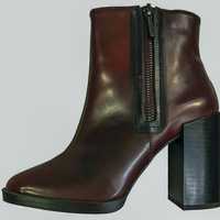 Zara boots trafic