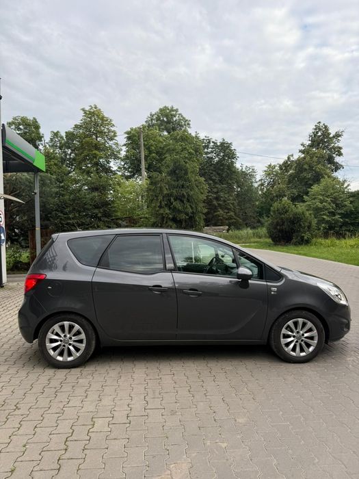 Opel Meriva B 2012 LPG wersja na 150lecie Opla