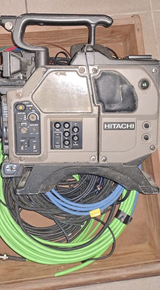 Camera de estudio Hitachi Z-one -c