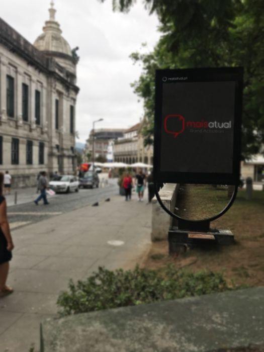 Anuncie em ecrans de led em Braga