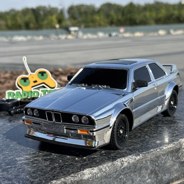 Дрифт машинка BMW Е30 на радиоуправлении 50 км/ч Silver для дрифта БМВ