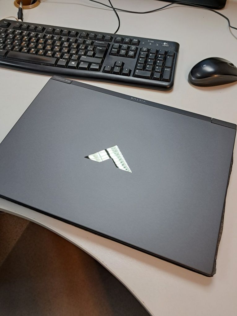 Ігровий ноутбук HP Victus на гарантії