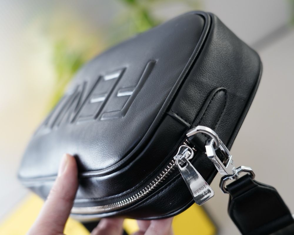 FND сумка мужская черная кожаная через плечо оригинал louis vuitton