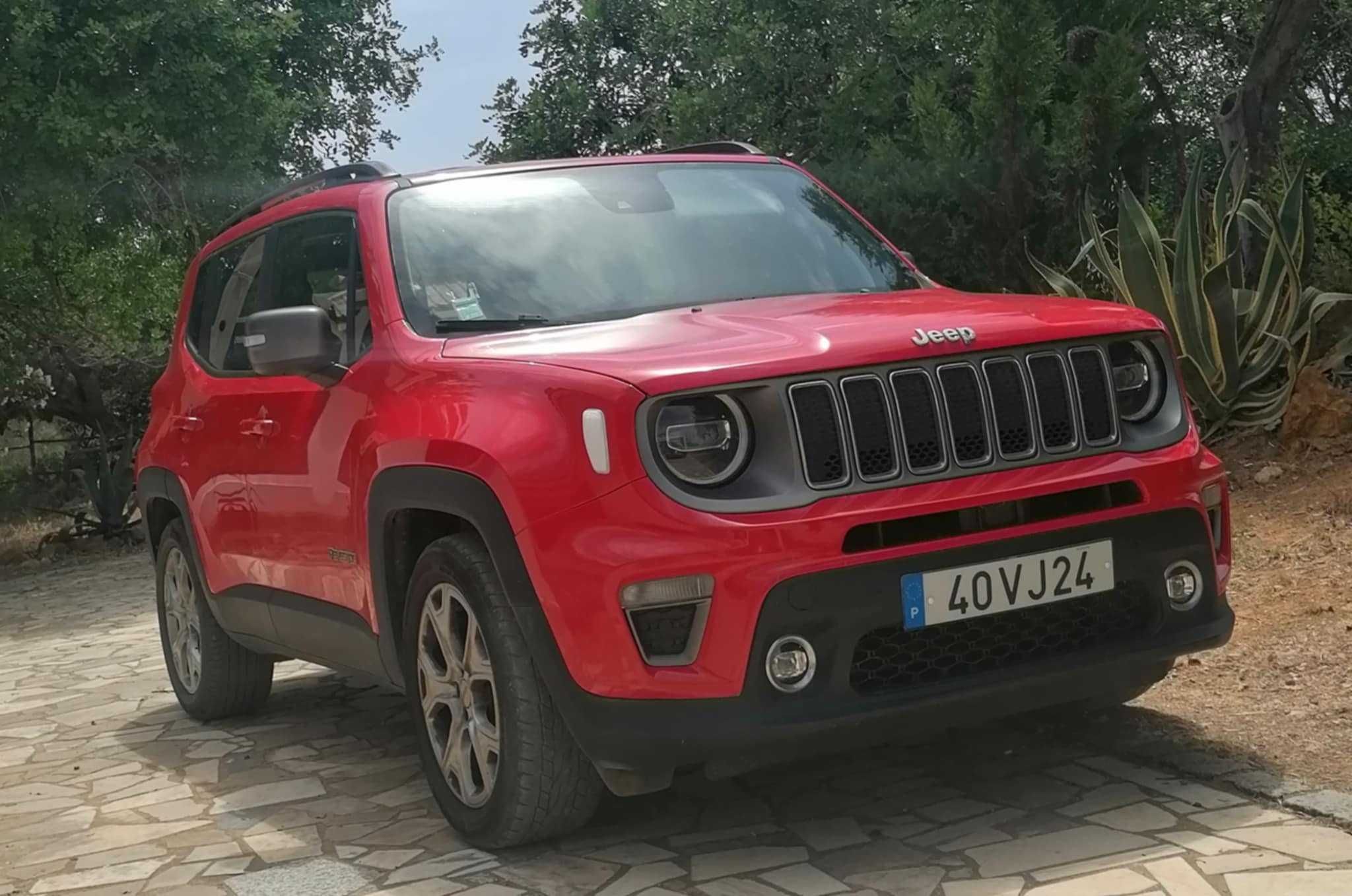 Jeep Renegade 1L T com led farois 2018