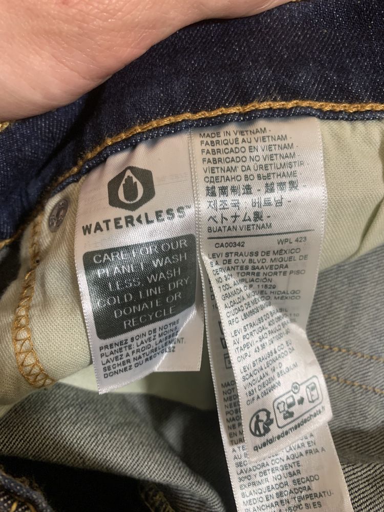 Джинсы levi's 505