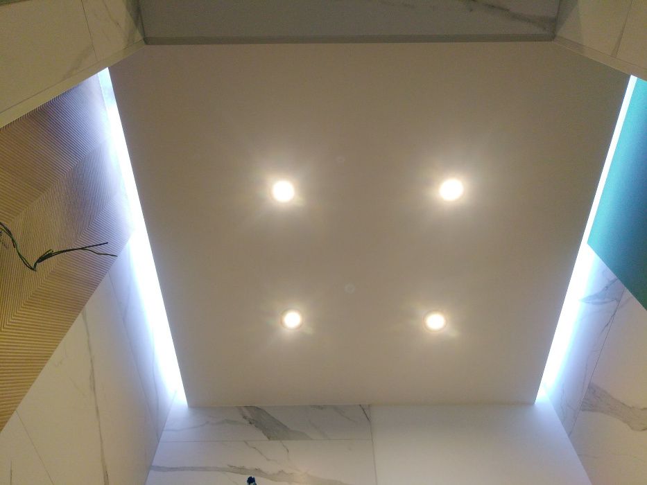 Elektryk  (Awarie, Podłączenie indukcji, instalacje elektryczne )
