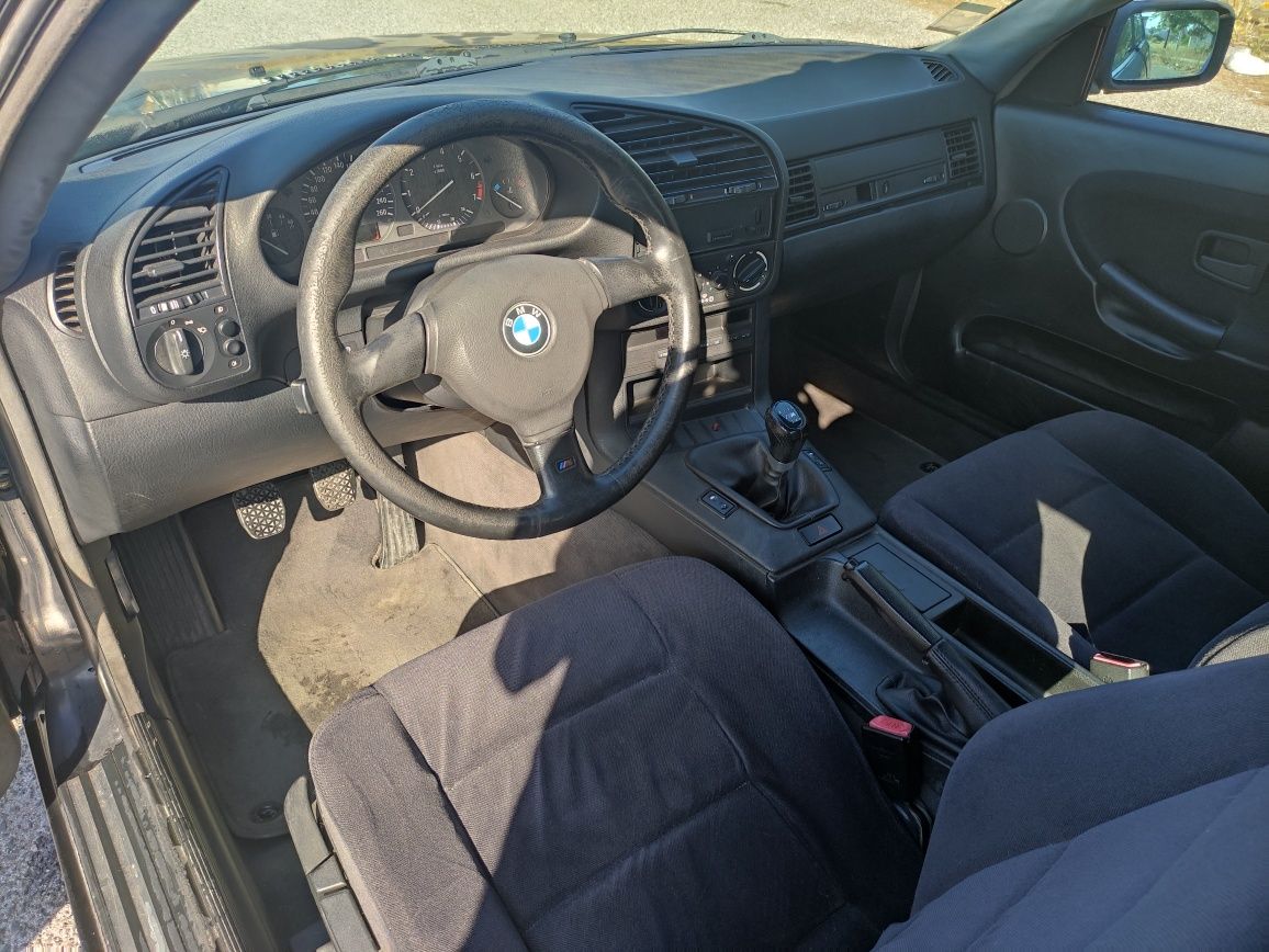 BMW E36 318is Coupe - Motor Impecável, Pronto a Rolar!