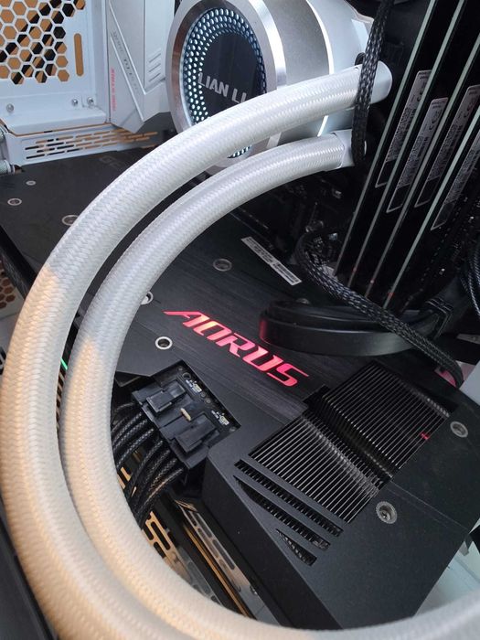 Vendo Placa Gráfica Gigabyte RTX 3070 Aorus Master - Como novo