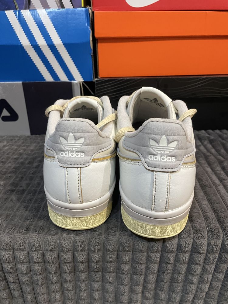 Чоловічі кросівки Adidas Rivalry Low 86 43(27,5см) оригінал