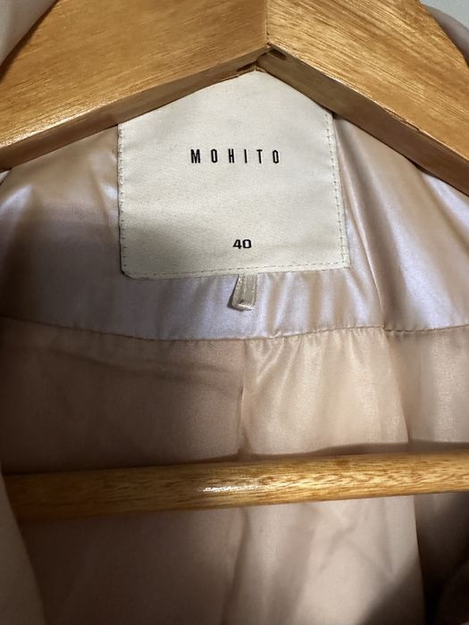 Пальто демісезоне фірми  Mohito