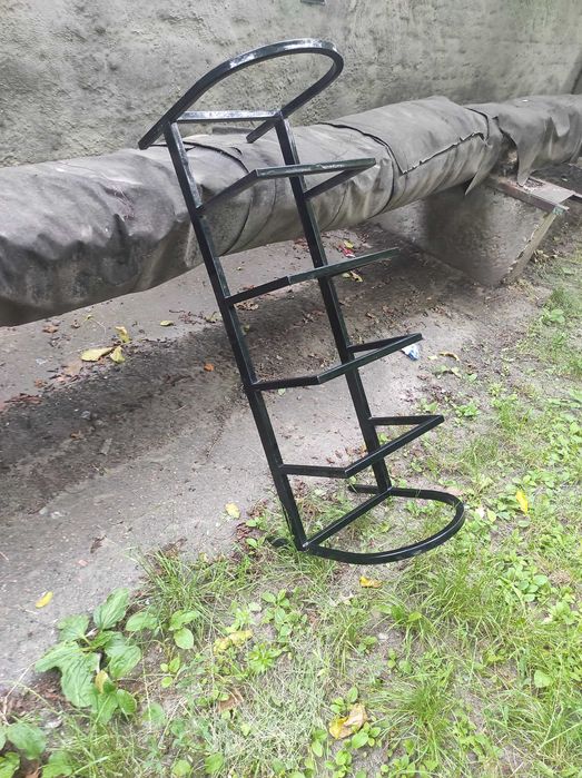 Стійка метал підставка для шин/велопарковка