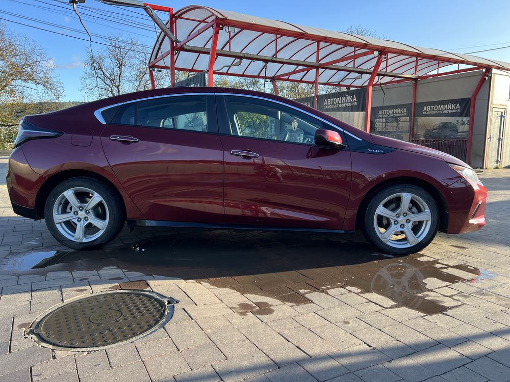 Chevrolet Volt 2 Гібрид Запас ходу 100км