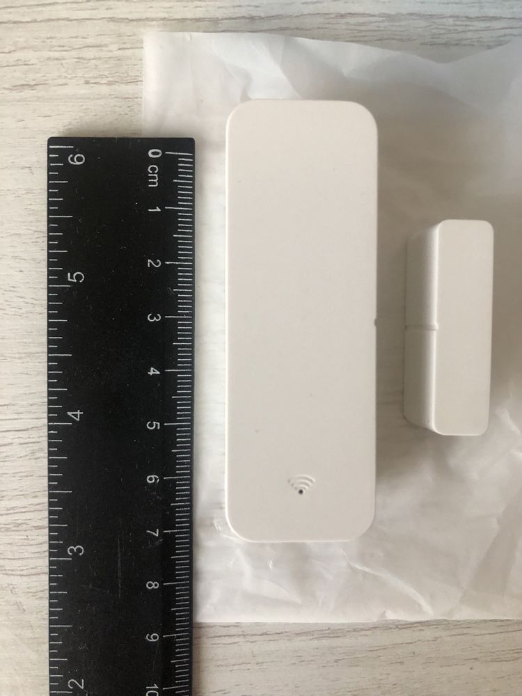 Wi-Fi Датчик открытия окон/дверей Tuya Smart