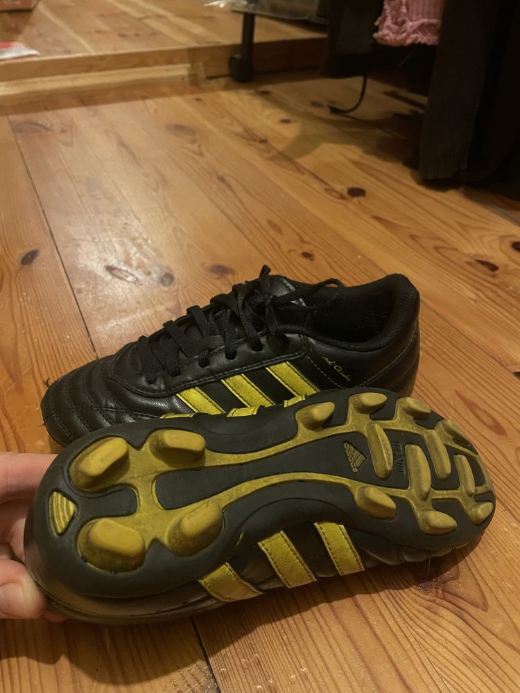 Buty pilkarskie Adidas