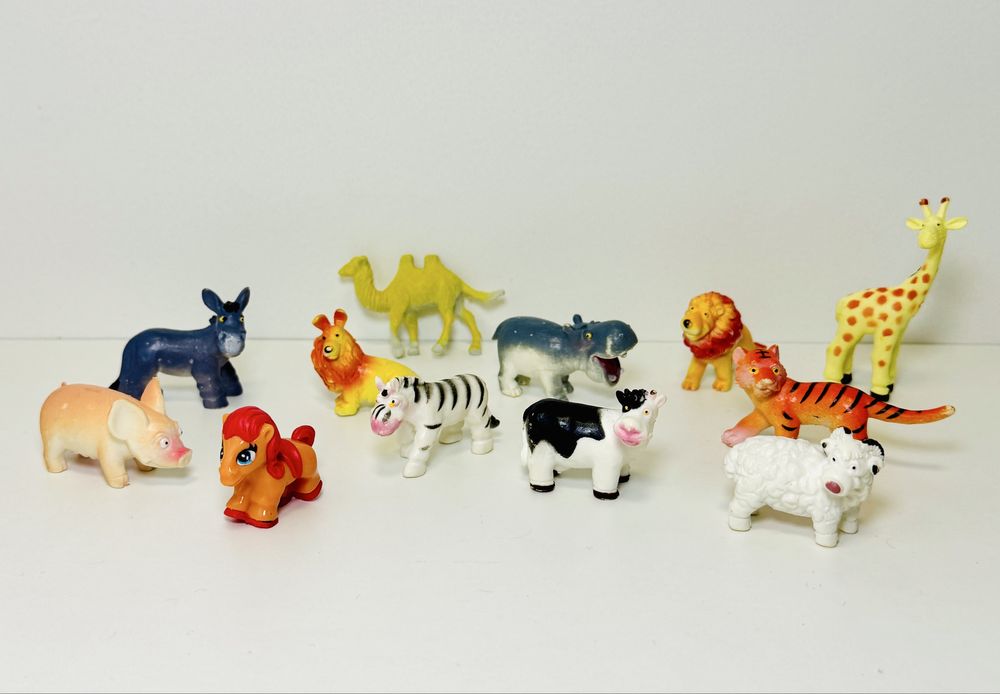 Фігурки тварин маленькі. Набір