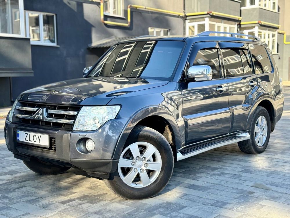 Mitsubishi Pajero Wagon