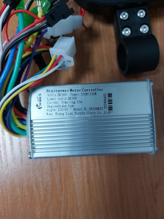 Контролер 36-60v/350w з ручкою газу куркового типу + LCD дисплей