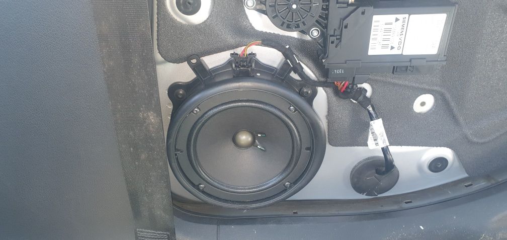 Nagłośnienie bose Głośniki Subufer A4 s4 b6 b7 Sedan komplet