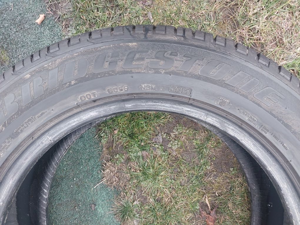 Bridgestone Dueler H/P 235/55R17 99 V