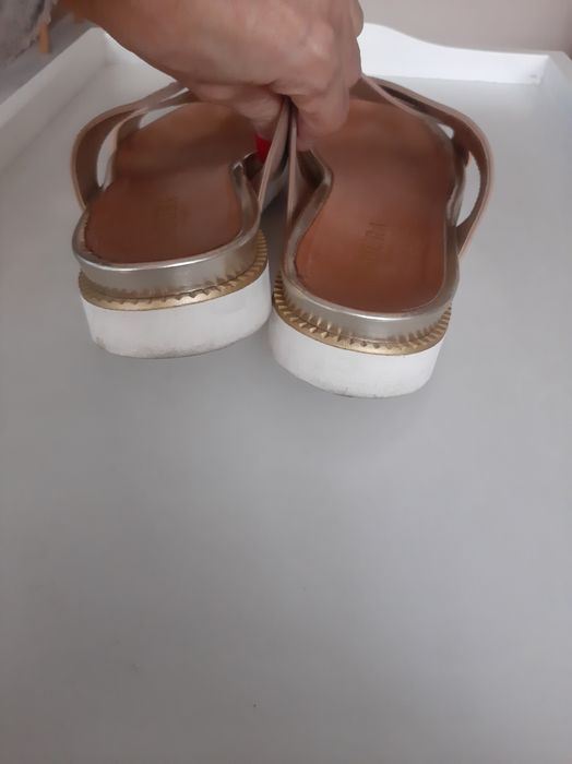 Badura klapki sneakersy 37