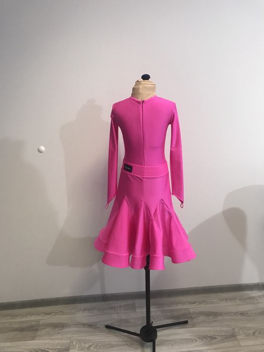 Sukienka do tanca piewszy krok