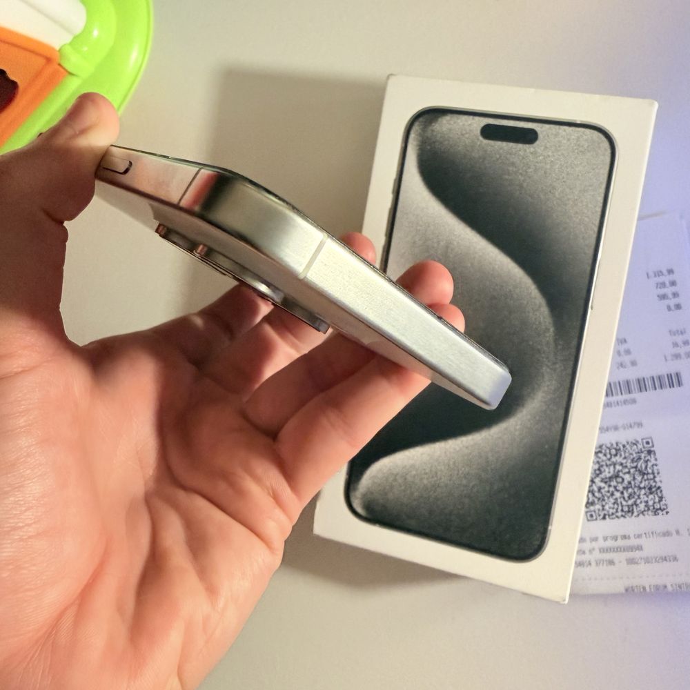 Iphone 15 pro max 256gb c/garantia