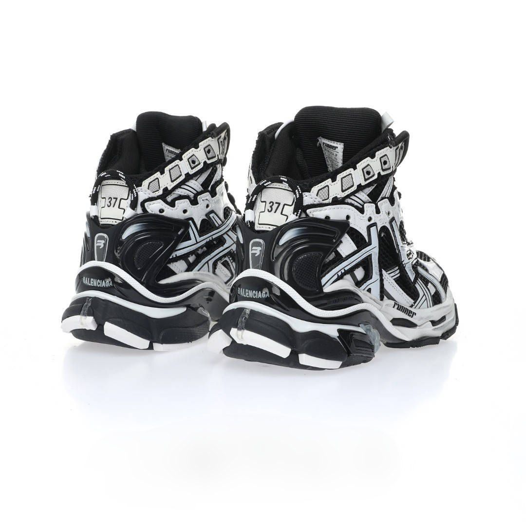 Balenciaga runner black/white mid 41
