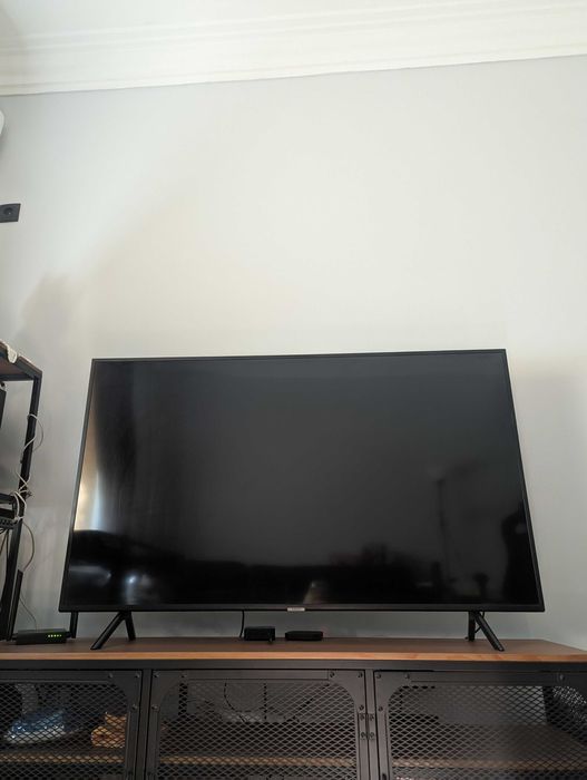 Телевізор Samsung UE55RU7172U - UHD 4K, 55 дюймів