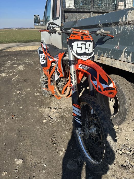 ktm sx-f 250     .