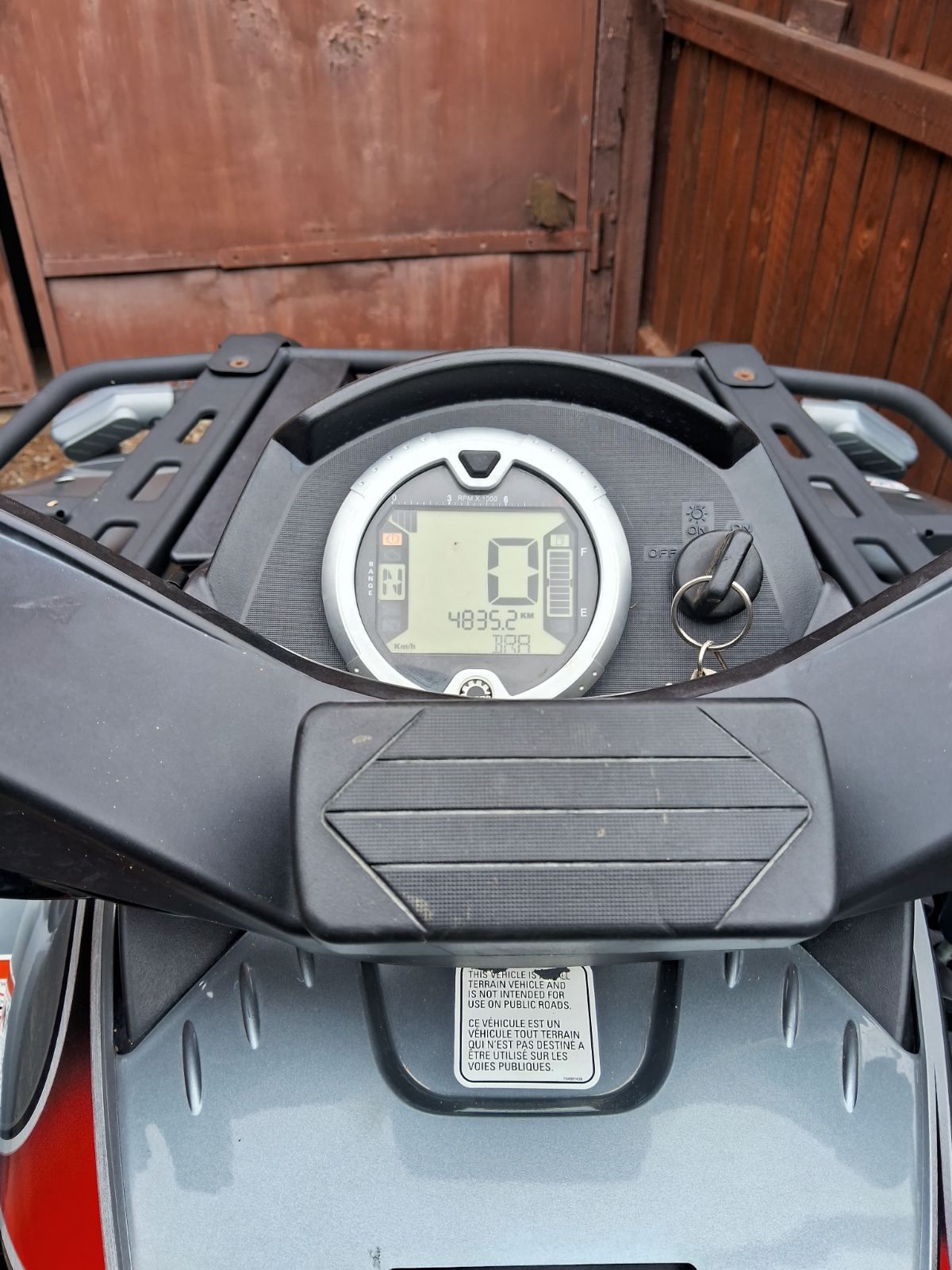 Продам квадроцикд BRP 800