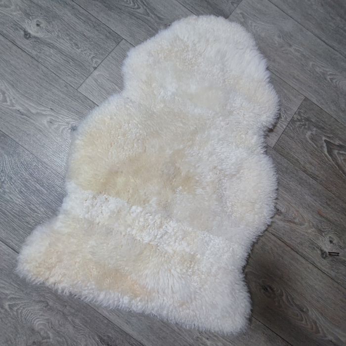 Килим з натуральної шкіри овчини