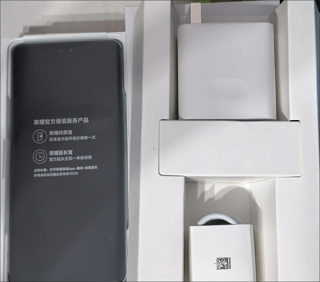 Единственный в Украине !!Смартфон honor 300 pro!! 12/256 cn version