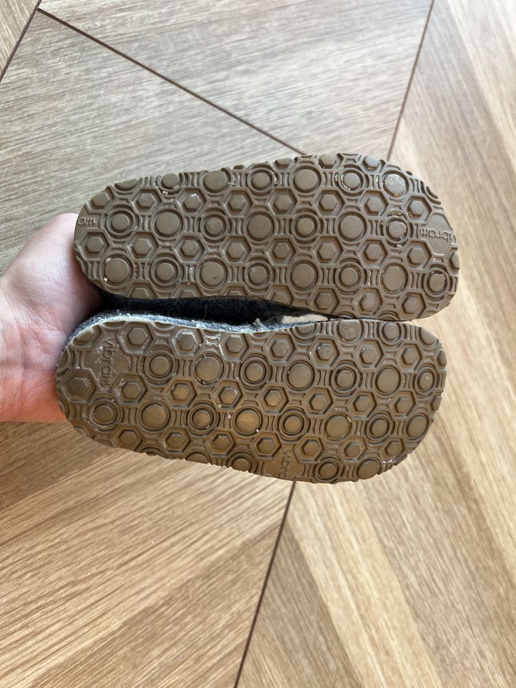 Froddo Barefoot Kapcie Flexy Gray 100% wełna stan bardzo dobry r. 23