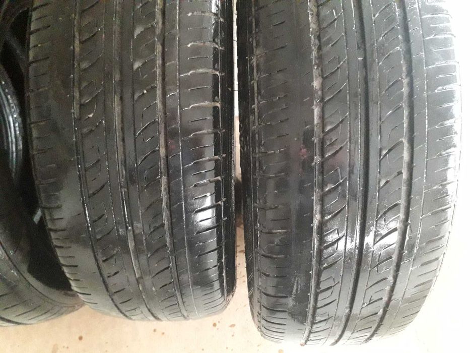 Продаються шини літні 215/60 R16