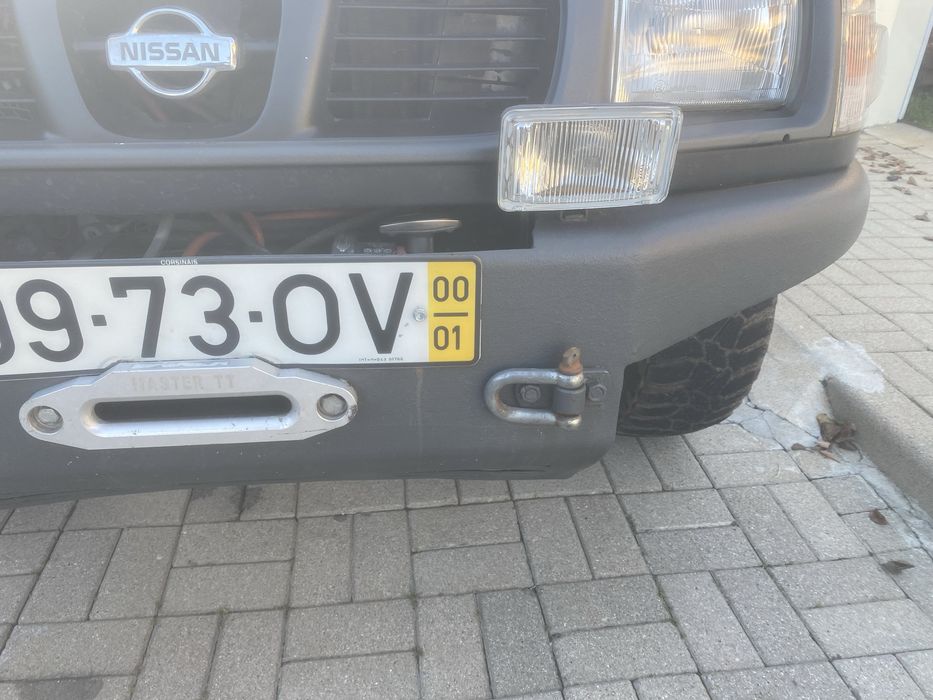 Pick Up Nissan Navarra Full extras…  em otimo estado e pronta a andar.