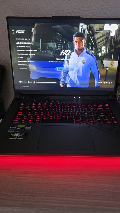 ASUS ROG Strix g16 RTX 4070