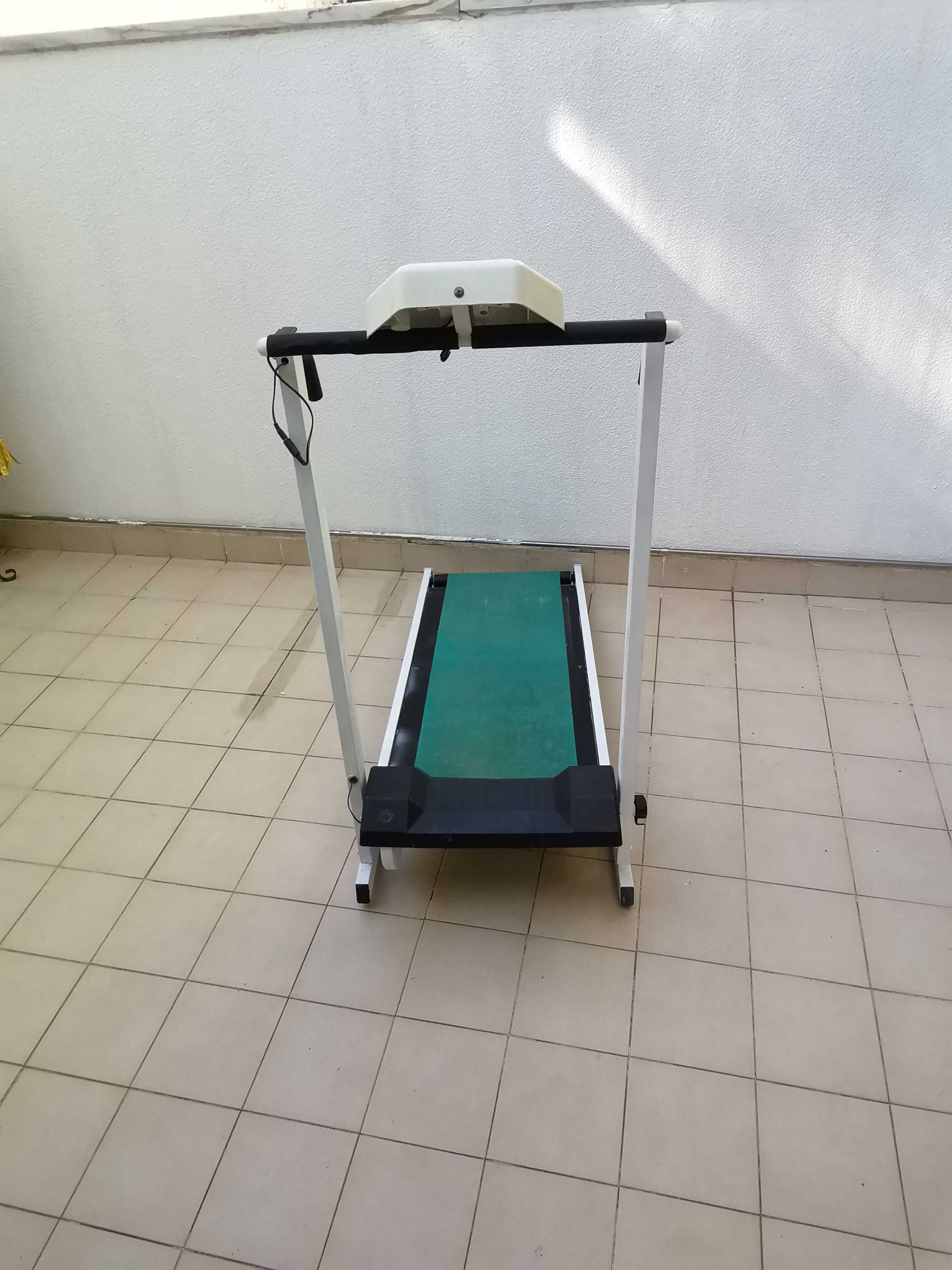 Passadeira rolante sem motor