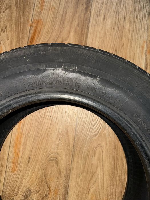 Продам 1 шину Firestone 205/65/15