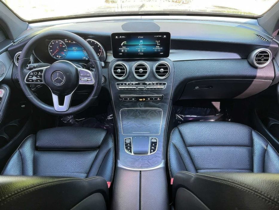 Mercedes-Benz GLC 300 Coupe 4MATIC      2021