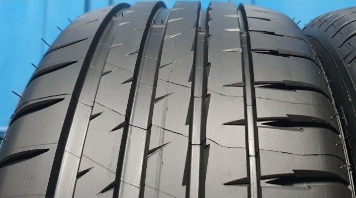 4 x 215/50 R17 Sprzedam opony letnie Michelin ! Rok 202