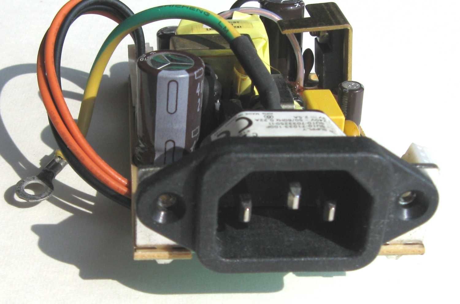 Блок питания 220V на 3.3V 2.5A