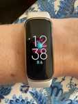 Fitbit luxe w stanie prawie idealnym