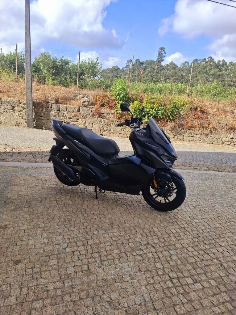 Sym jet x 125 de 2022 com apenas 25.000km