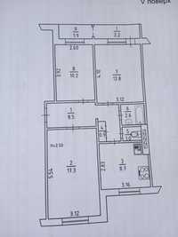 Продам квартиру на вул.Українська гарна велика квартира в центрі міста