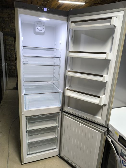 Холодильник Liebherr CNsl 48C3 (Оливковий)