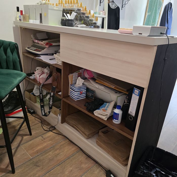 Solidna lada sklepowa robiona na zamówienie