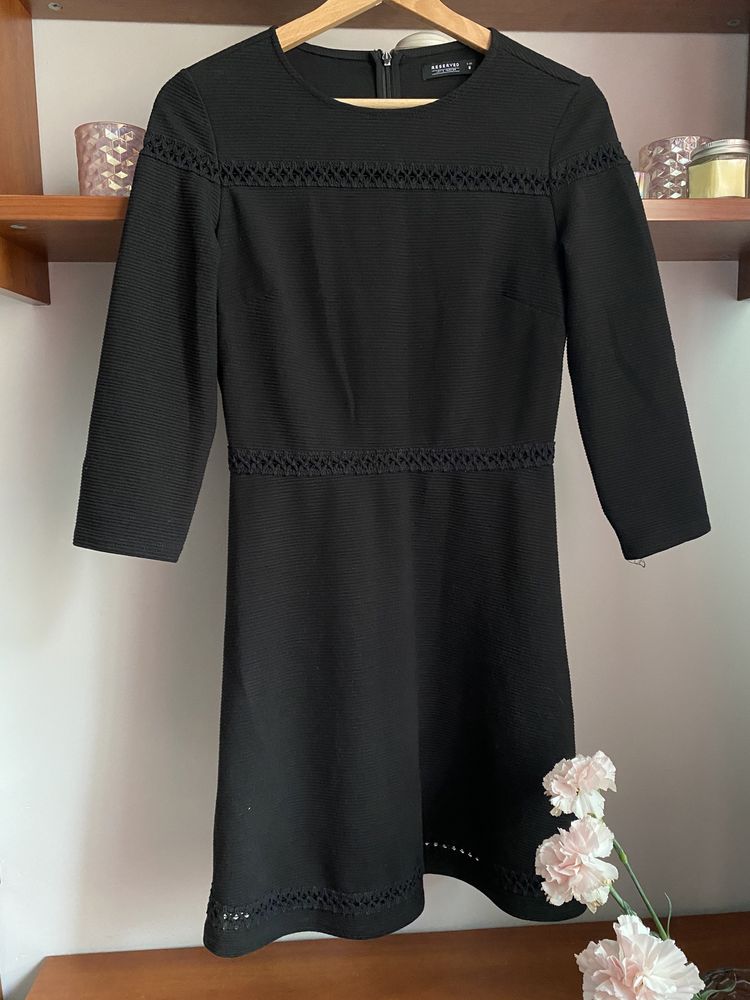 czarna sukienka damska w prążki Reserved rozmiar M