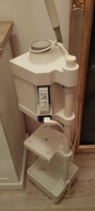 Waporyzator kosmetyczny, solidny.